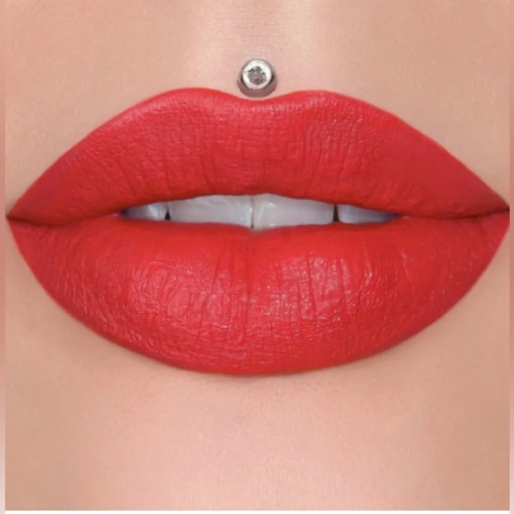 Jeffree Star Velvet Trap Lipstick- Cherry Soda Nib